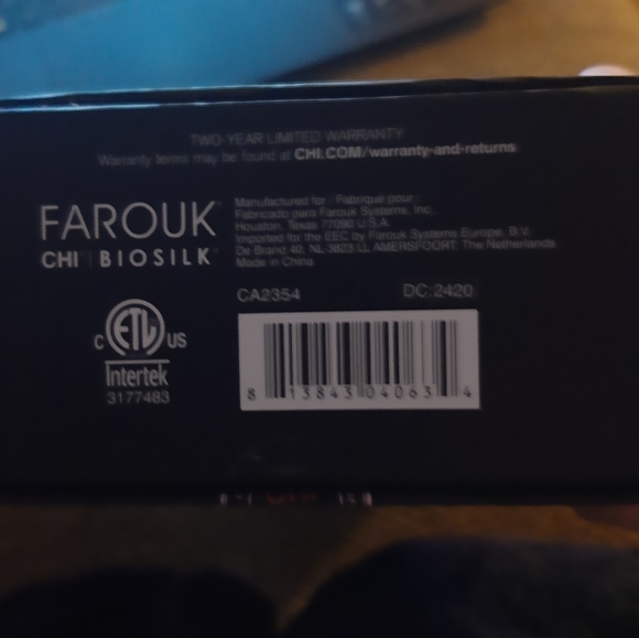 BRAND NEW STRAIGHTNER BY MIDNIGHT MATTE, HIGH QUILTY PLUS MANY MORE!!! - Picture 15 of 16